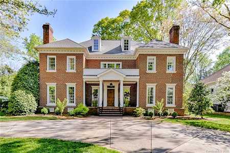 6843 N Baltusrol Ln Charlotte, NC 28210
