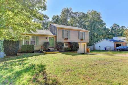 825 Waterbrook Ct Roswell, GA 30076