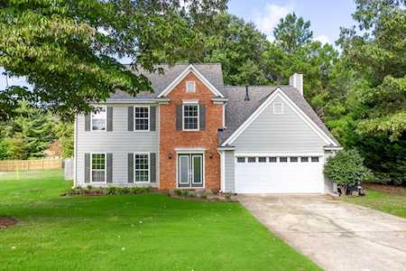 104 Summerfield Ct Acworth, GA 30101