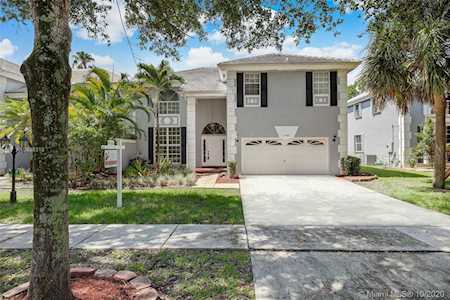 10226 Quito St Cooper City, FL 33026