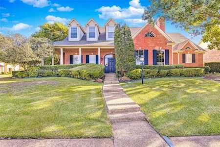 2011 Kyle Court Colleyville, TX 76034