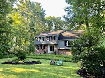 14 Hansom Road Andover, MA 01810