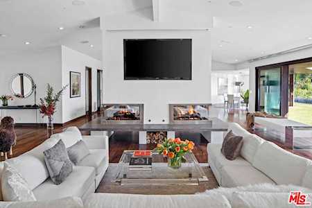 1281 Loma Vista Drive Beverly Hills, CA 90210