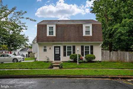 2317 Dartmouth Ln Crofton, MD 21114