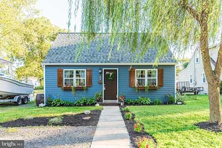 305 Cherry Ln Glen Burnie, MD 21060