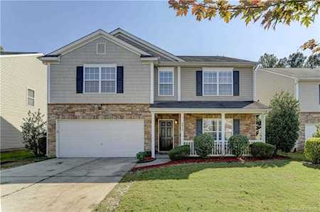8830 Chalkstone Rd Charlotte, NC 28216