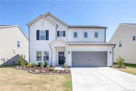 4444 Collingham Dr Charlotte, NC 28273
