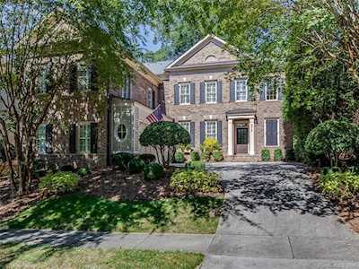 8916 Heydon Hall Circle Charlotte, NC 28210