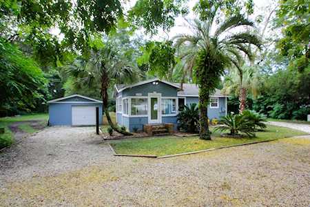 1734 Live Oak Dr Jacksonville, FL 32246