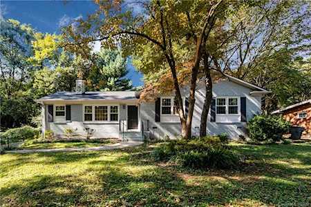 2434 Wensley Dr Charlotte, NC 28210
