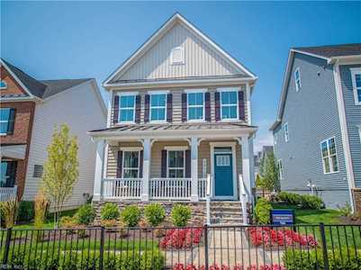 218 Goldenstar Ln Portsmouth, VA 23701