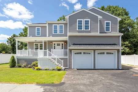22 Amherst Rd Braintree, MA 02184