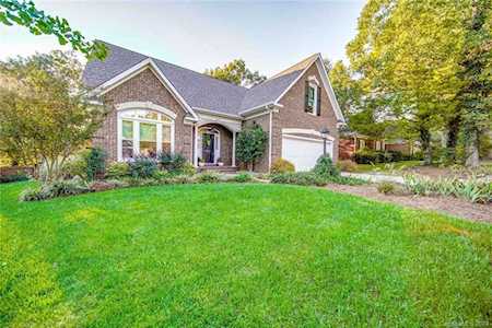 1932 Millbrook Ln Matthews, NC 28104