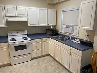37 High St #1C Danvers, MA 01923