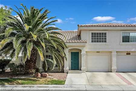 916 Sun Wood Dr Las Vegas, NV 89145