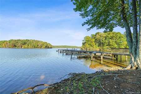 915 Northeast Dr Davidson, NC 28036