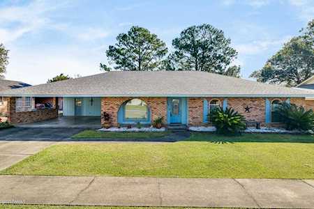 104 Wisteria Dr Lafayette, LA 70506