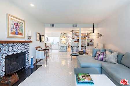 311 Bora Bora Way #3209 Marina Del Rey, CA 90292