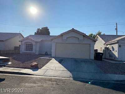 5111 Del Shannon St North Las Vegas, NV 89031