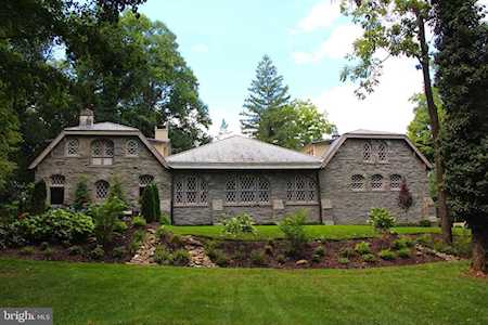 3202 Saint Davids Rd Newtown Square, PA 19073