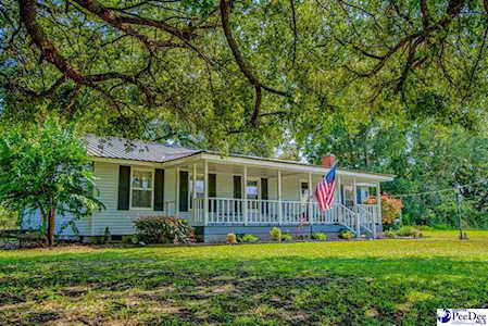 824 W Ralph Lane Rd Timmonsville, SC 29161