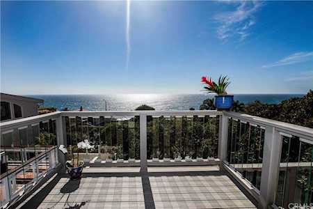 32082 Coast Laguna Beach, CA 92651