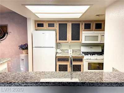 8070 Russell Rd #1029 Las Vegas, NV 89113