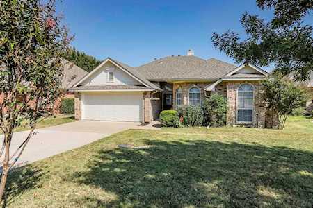 109 Blue Bonnet Circle Justin, TX 76247