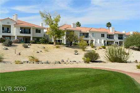7645 Rolling View Dr #101 Las Vegas, NV 89149