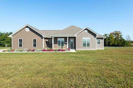 979 Presley Cir Mount Pleasant, TN 38474