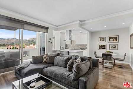 7250 Franklin Avenue #814 Los Angeles, CA 90046