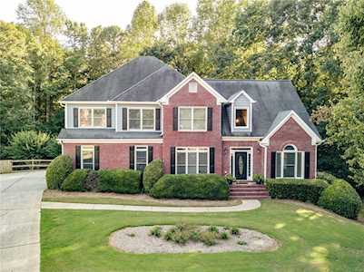 816 Glowing Embers Ct Dacula, GA 30019