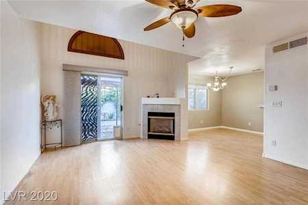 2313 Pacific Creek St Las Vegas, NV 89117