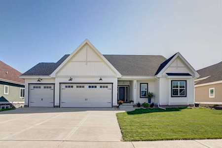1204 Water Wheel Dr Waunakee, WI 53597