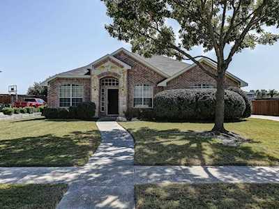 330 Lakefield Drive Murphy, TX 75094