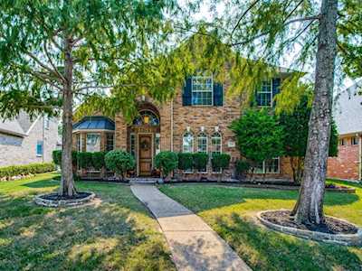 3229 Barkwood Lane Frisco, TX 75033