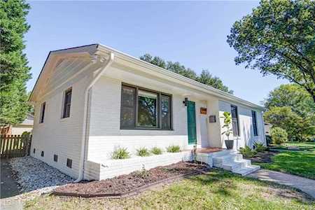 5949 Brookhaven Rd Charlotte, NC 28210