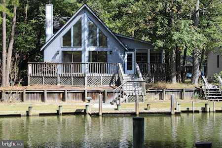 13 Wharf Ct Ocean Pines, MD 21811
