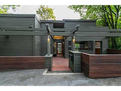3108 SW Bennington Dr Portland, OR 97205