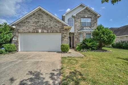 3419 Highland Point Ln Pearland, TX 77581