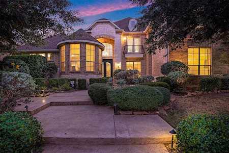 5565 Beacon Hill Drive Frisco, TX 75036