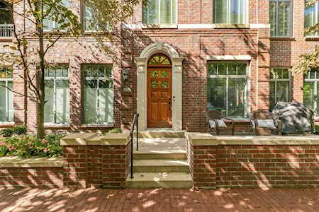 255 Daniel Burnham Square Columbus, OH 43215