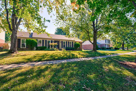 2609 Kennersley Dr Louisville, KY 40242