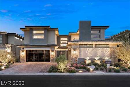 7 Garden Rain Dr Las Vegas, NV 89135