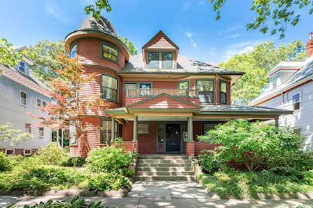 28 Beals Street #1 Brookline, MA 02446