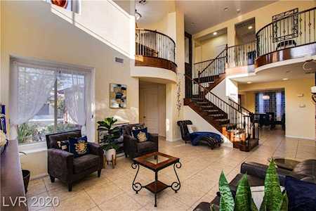 9267 White Waterfall Ave Las Vegas, NV 89149
