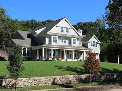11 Keeney Pond Rd (New) Norfolk, MA 02056