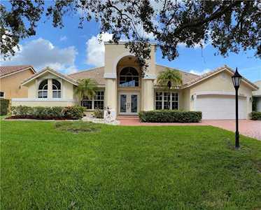 5103 Chardonnay Dr Coral Springs, FL 33067