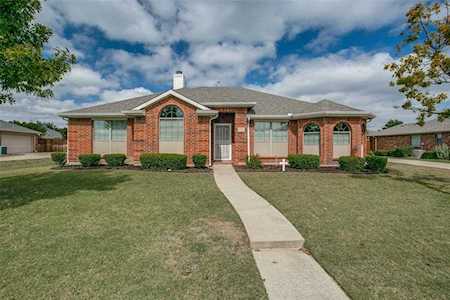225 Roy Rogers Lane Murphy, TX 75094