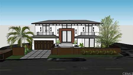 817 Pacific Avenue Manhattan Beach, CA 90266